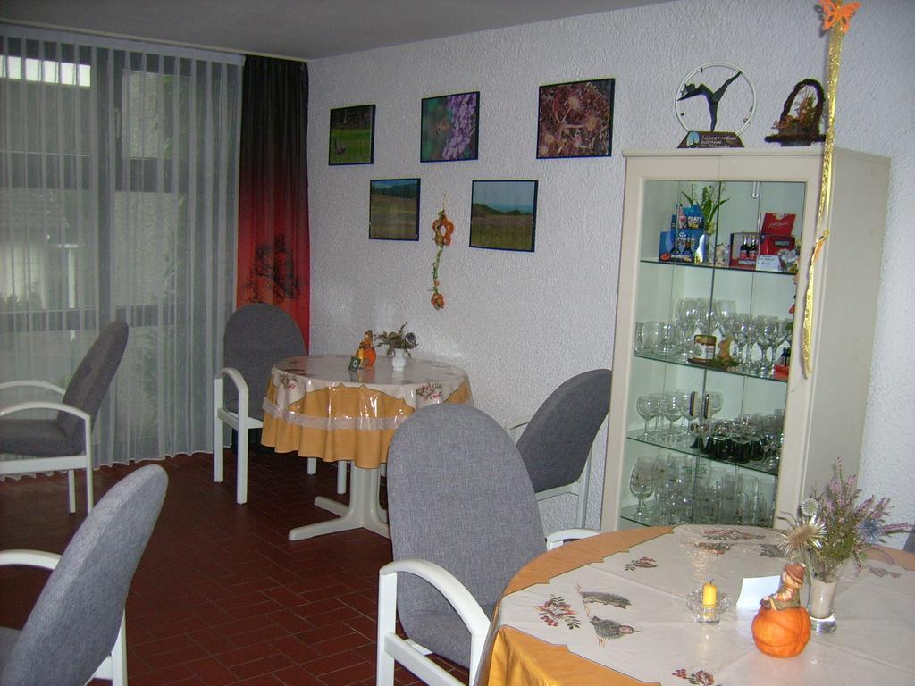 Gaestehaus Hochrhoenblick Schönau an der Brend Rom bilde